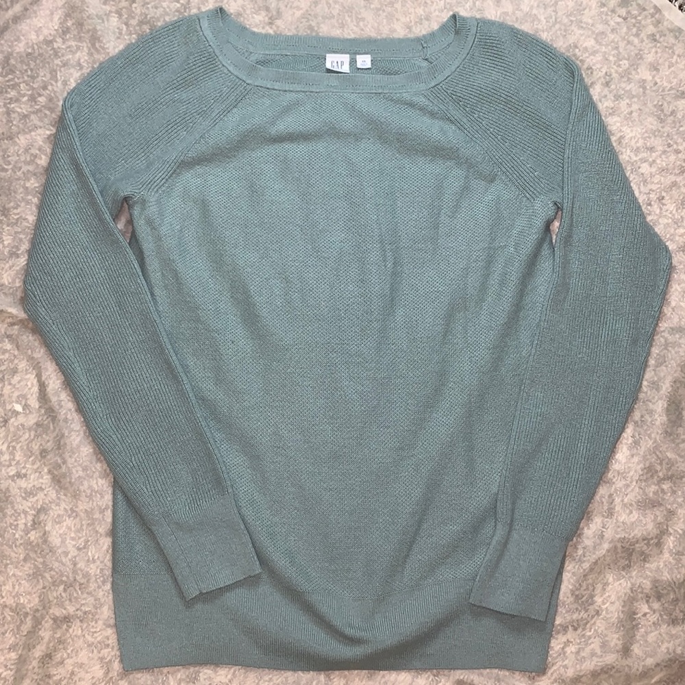 Gap green sweater size extra small